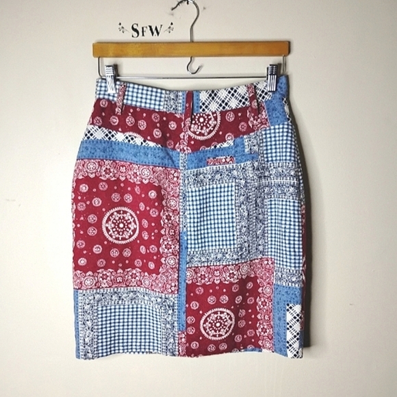 Vintage NY LINE 100% Silk Patchwork Bandana Mini Skirt - Picture 5 of 8